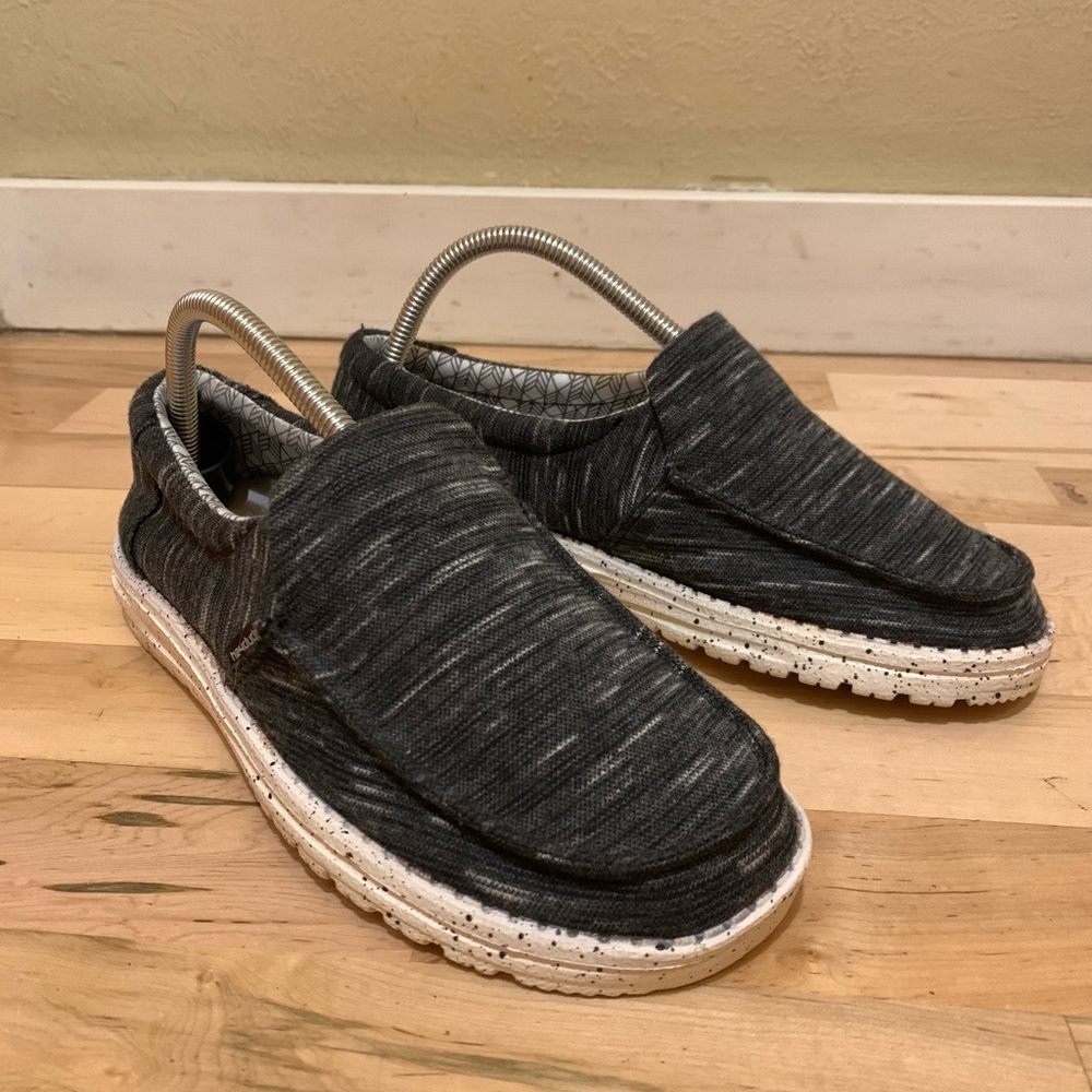 Hey Dude Black Woven Loafers Flats Misty Fleece Carbon Comfort Women’s Size 8